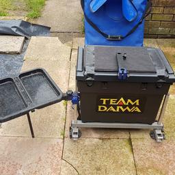 Team Daiwa fishing box, Octopus main frame. Legs and mud feet. Side bait waiter and umbrella holder. And had a new strap