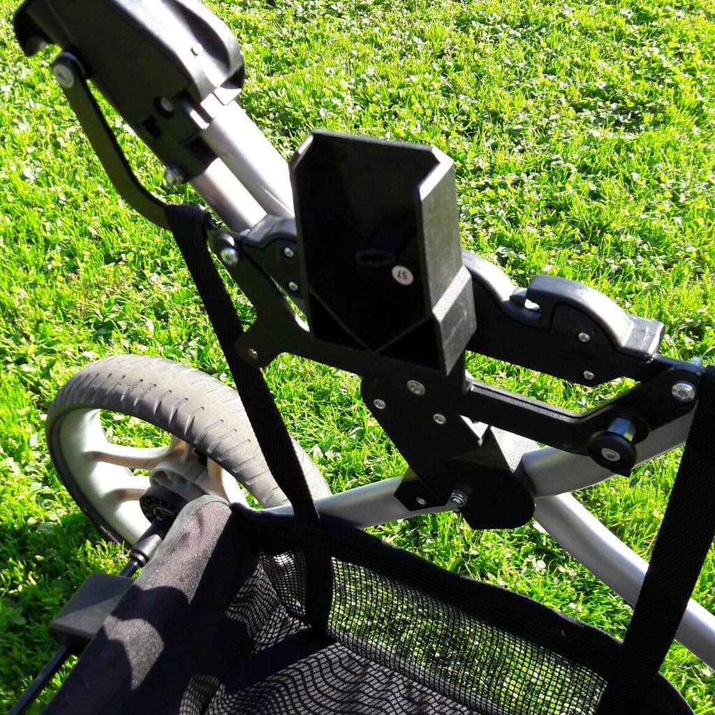 Kinderwagen mit Beiwagen / Geschwisterwagen in 6250 Kundl für € 200,00 ...