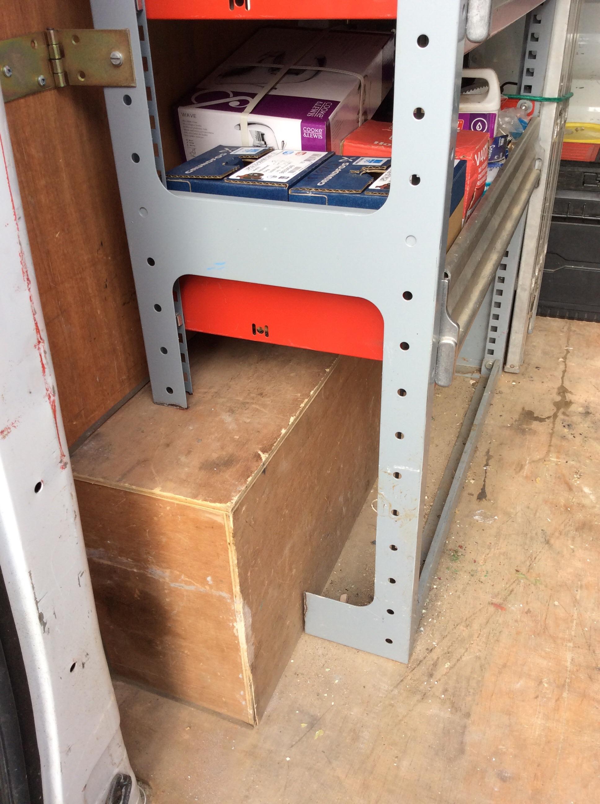 BOTT VAN RACKING SHELVING in LE67 Markfield für 180,00 £ zum Verkauf