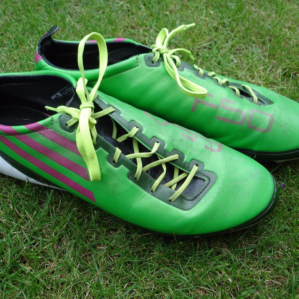 fußballschuhe größe 44 5