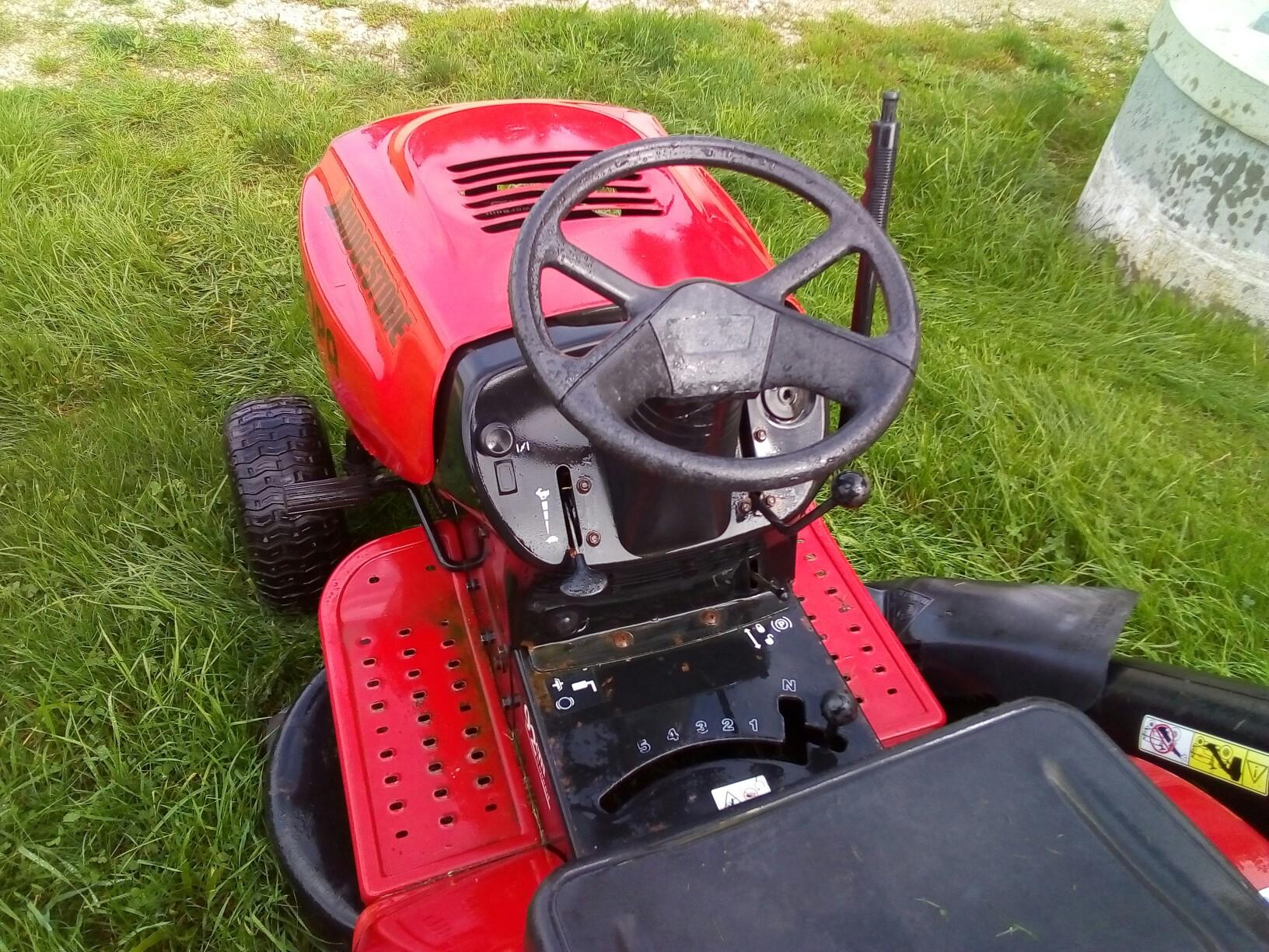 Rasenmäher Traktor in 4682 Geboltskirchen für € 710,00 zum Verkauf