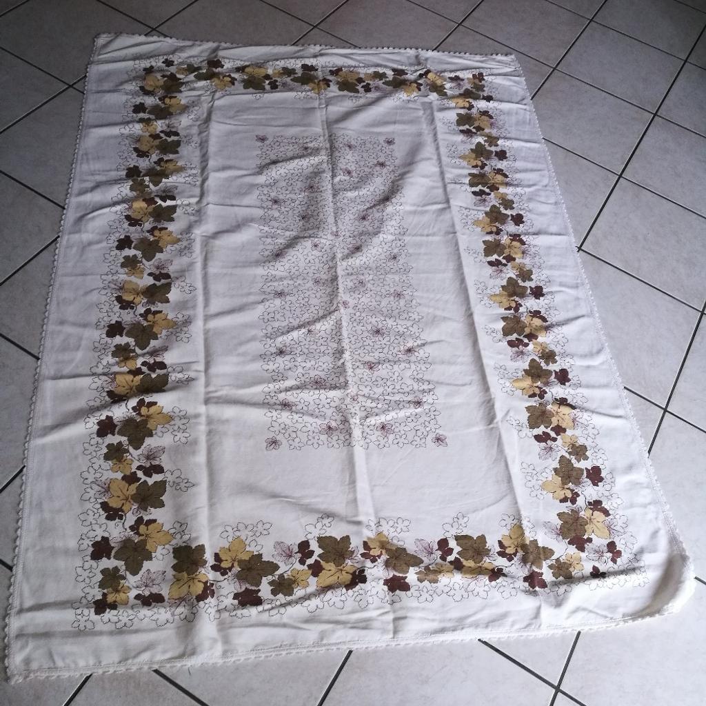 Tovaglia/tappeto per tavolo misure 126x177