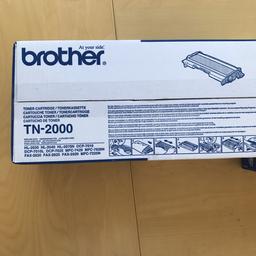 Originalverpackte und ungeöffnete Tonerkassette, verwendbar für die auf Bild 2 genannten Drucker. Wird verkauft, da neuer Drucker angeschafft wurde.