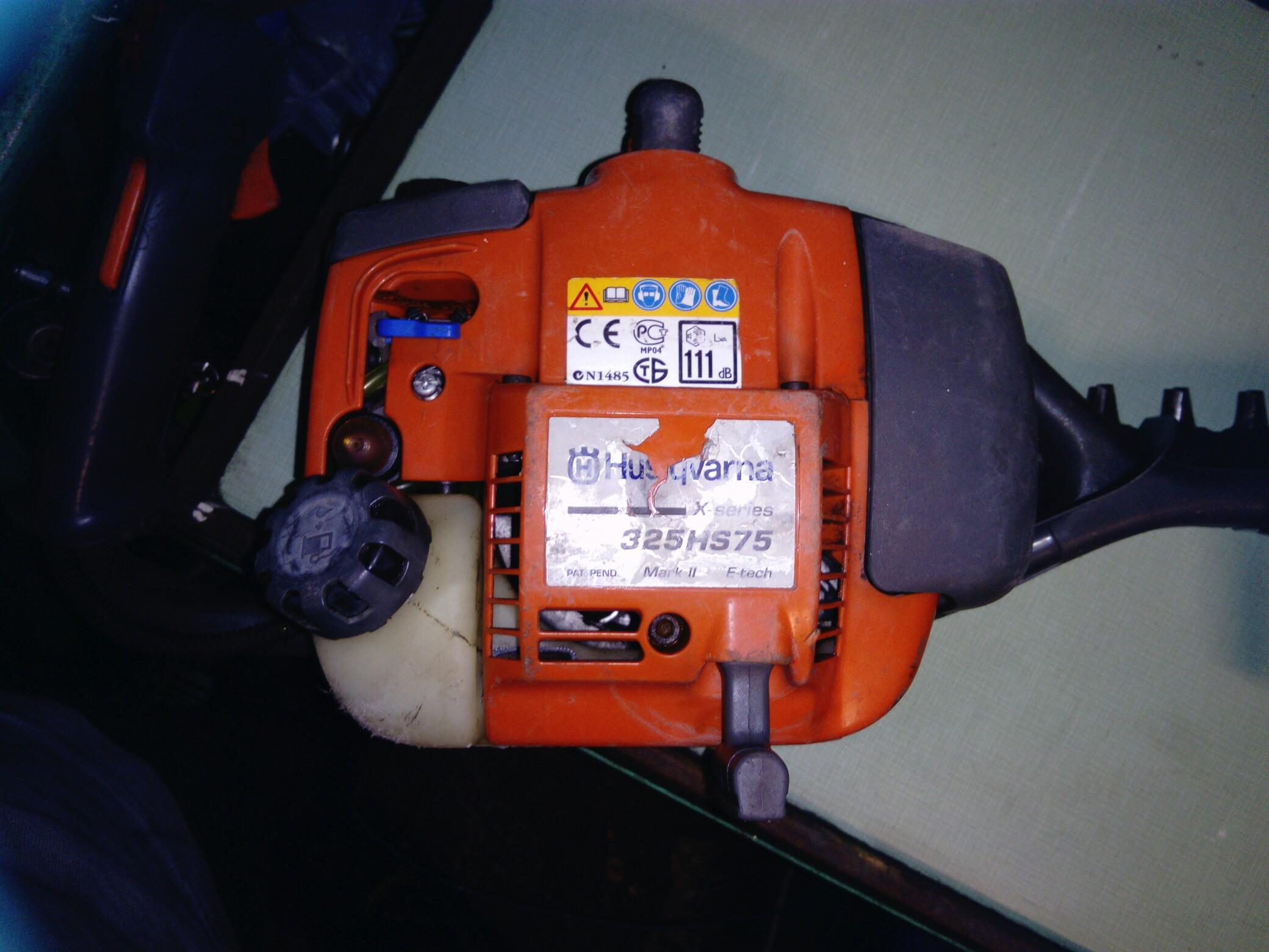 Husqvarna 325hs75 petrol hedge trimmer in DY2 Dudley for £95.00 for