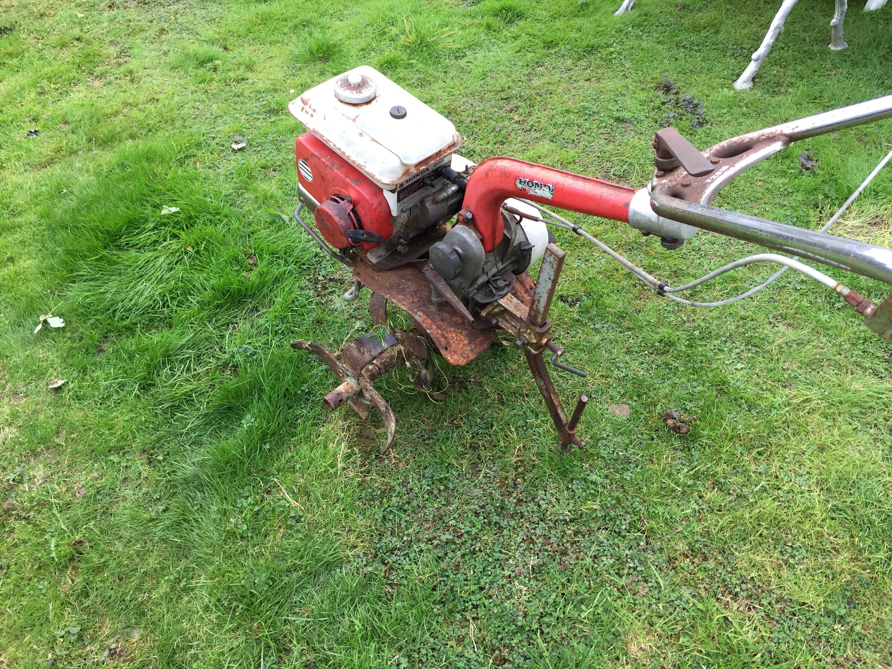 Honda f28c tiller rotavator in KT4 Park for £200.00 for sale | Shpock