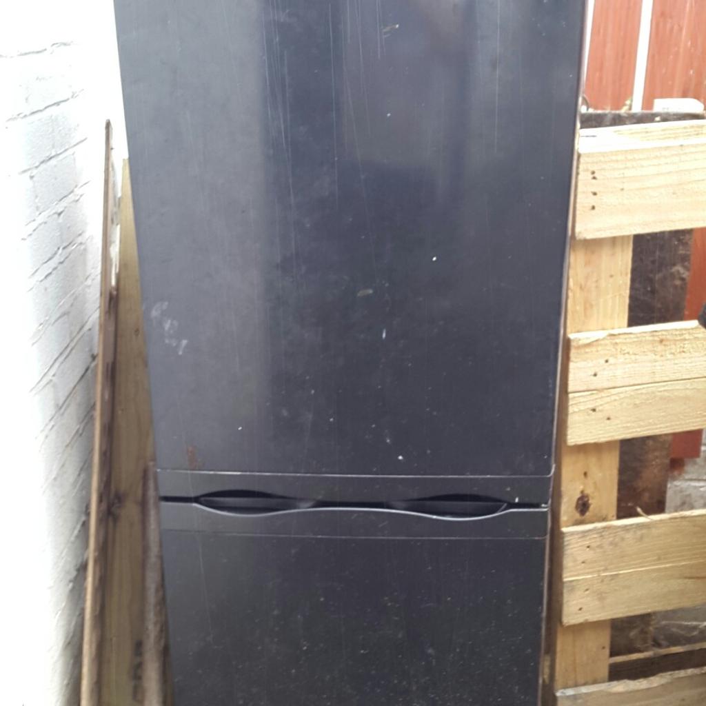Scrap fridge freezer in WV14 Bilston für gratis zum Verkauf Shpock AT