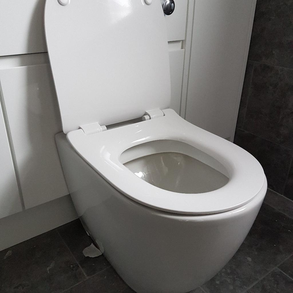 Cooke & Lewis Helena Back to Wall Toilet in E4 London for £150.00 for
