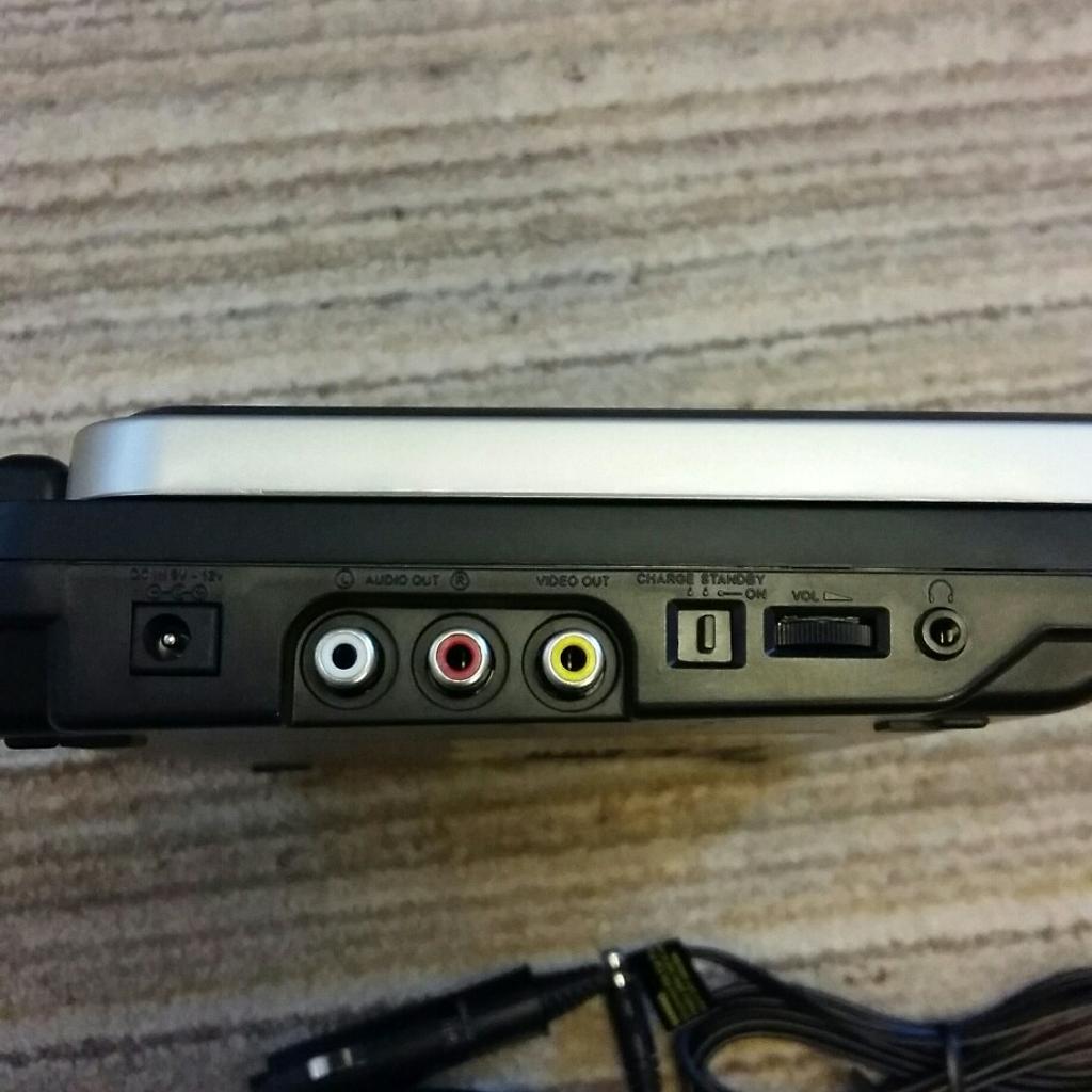 Asda portable dvd player in WA4 Warrington für £ 12,00 zum Verkauf