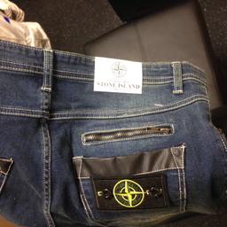 34 waist brand new. Bought for and to tight on there a slim fit.