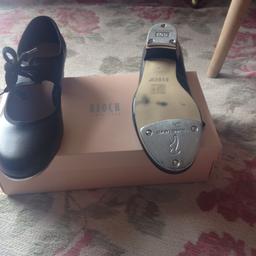 Nearly new, Bloch Tap shoes. Size 4