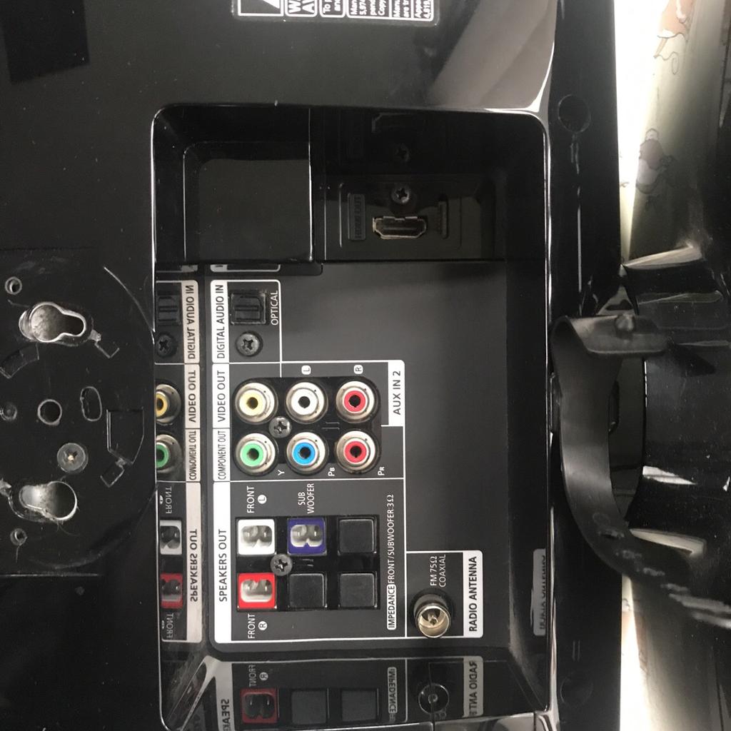 Samsung home cinema system HT x200 in WN2 Bickershaw for £30.00 for