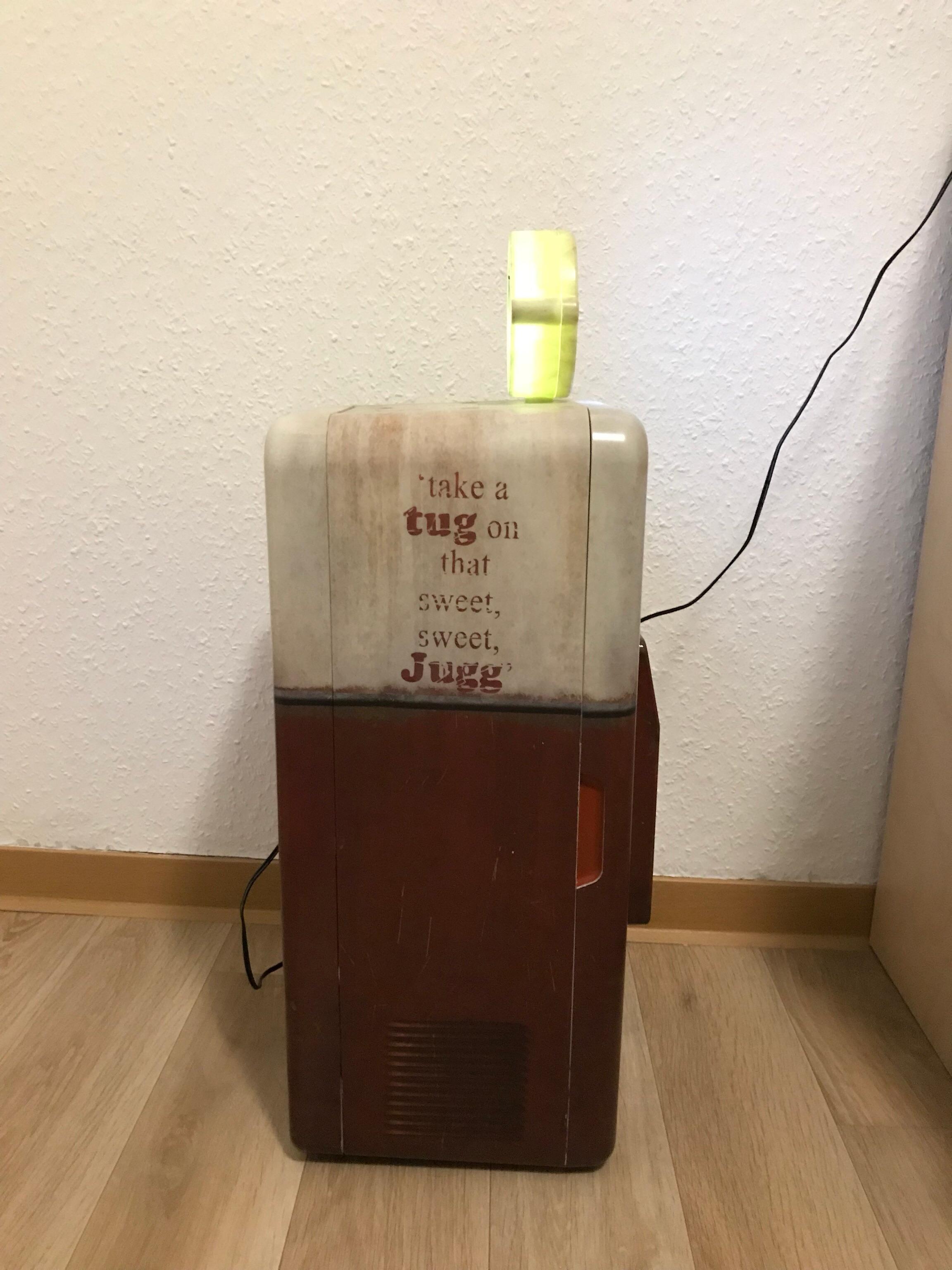 Call of Duty BO3 Juggernog Mini Kühlschrank in 98574 Schmalkalden für 220,00 € zum Verkauf