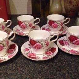 Lovely Queen Anne bone china tea set ideal for vintage teas or could be used as plant pots.

Collection only please.