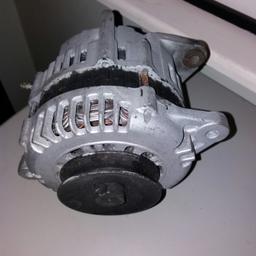 Used 2005 nissan tino alternator in good condition