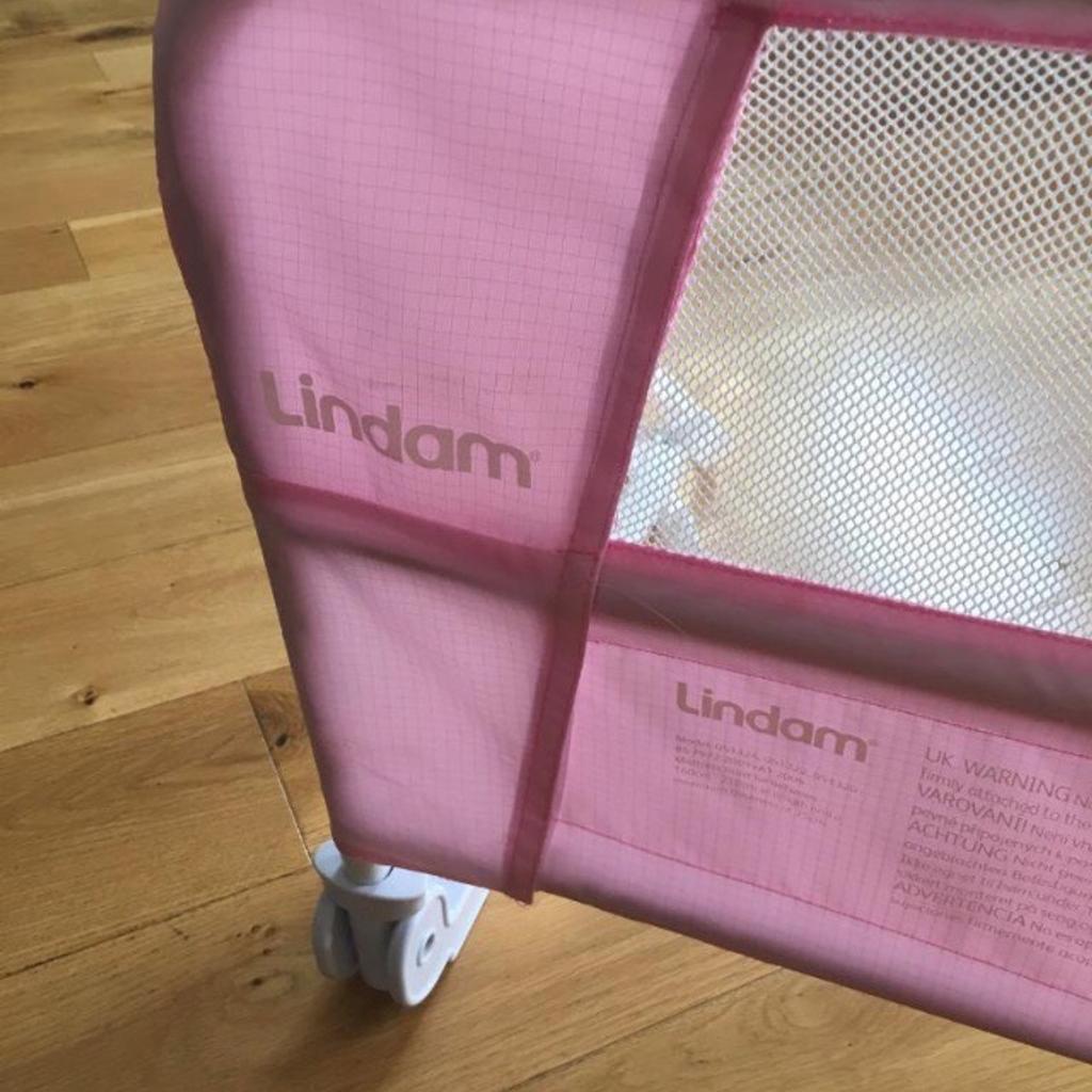Lindham bed guard rail Pink. Girls safety in M44 Irlam für 8,00 £ zum