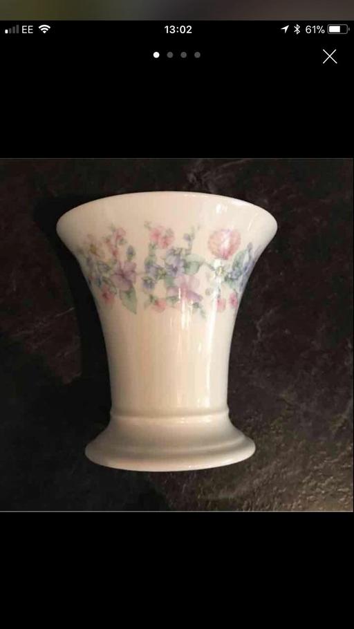 Buy & Sell Bedfordshire Central Bedfordshire - Photos for Wedgwood Vase - pattern Angela