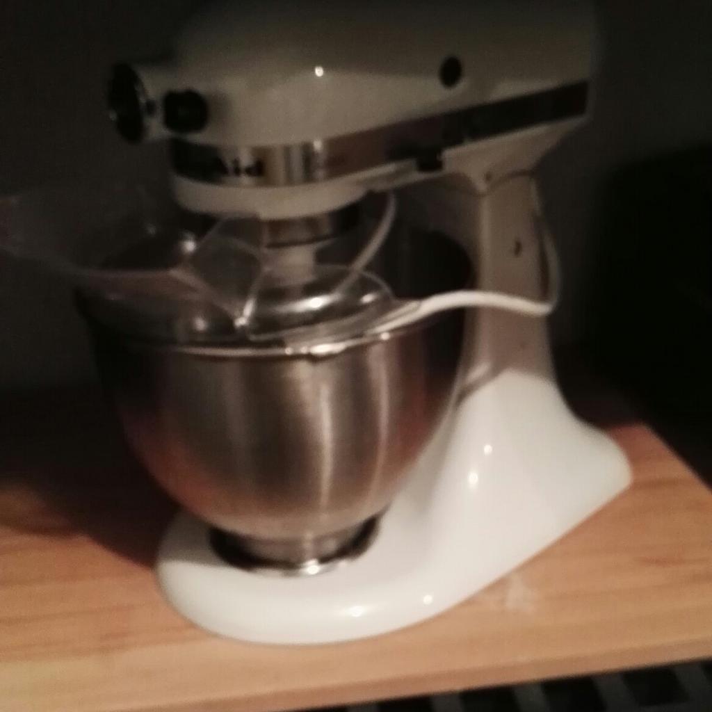 Kitchenaid mit Zubehör in 72250 Freudenstadt für 250,00 € zum Verkauf