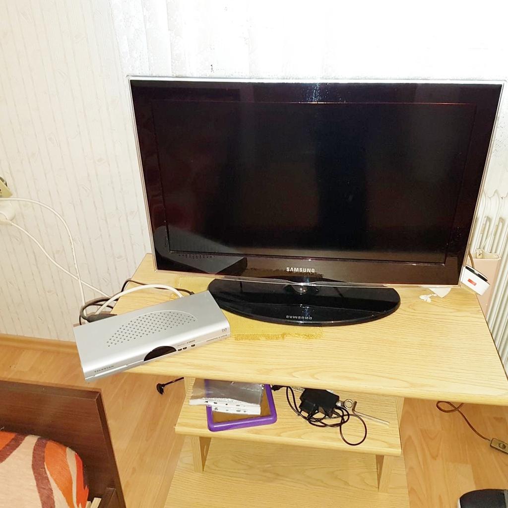 Samsung LE26D450G1W LCD Fernseher + Telestar in 2540 Bad Vöslau für € ...