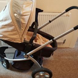 Free to collect , used but Still in a good condition,its foldable and easy to carry,
Car seat, One tyre is slightly deflated so need pump.