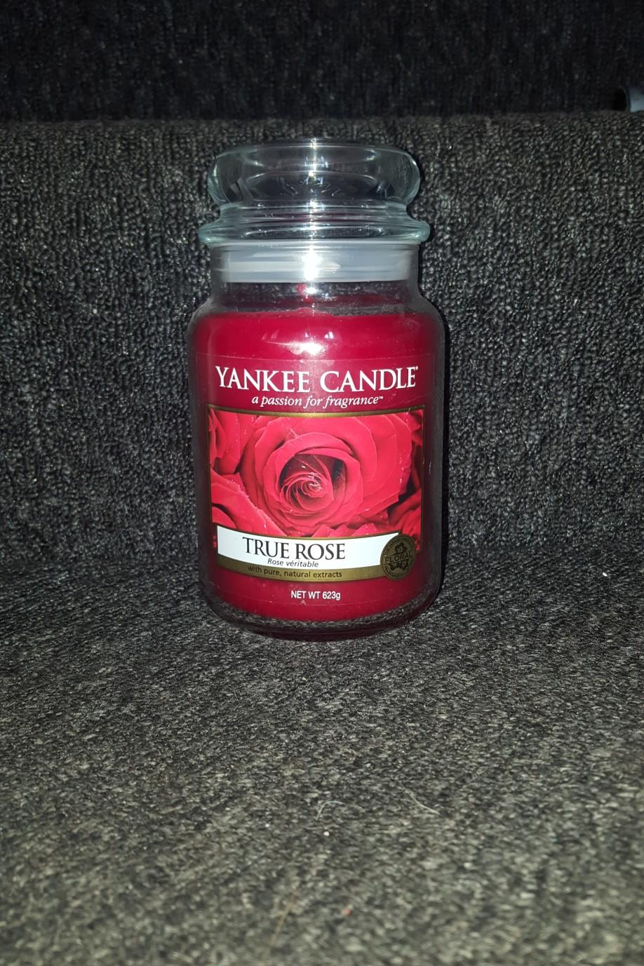 Yankee candles large in WV10 Wolverhampton für 12,00 £ zum Verkauf