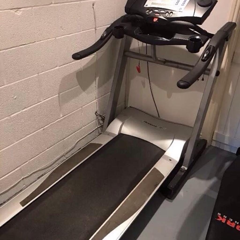 Reebok tr5 cheap premier run treadmill