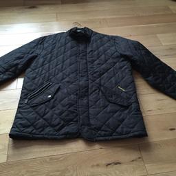Hardly used men's Barbour jacket size large in excellent condition
