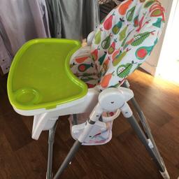 High chair for sale, was £75 new, wanting £20.00 for it, has adjustable height, easy wipe clean, also the part comes off so easy clean for food, etc, 

Selling due to no longer needing the high chair due to now at an age of not needing to use it

Any questions just ask.