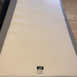 1x90x200x20 viking madrass i mycket gott skick nästan som ny säljs 500:kr