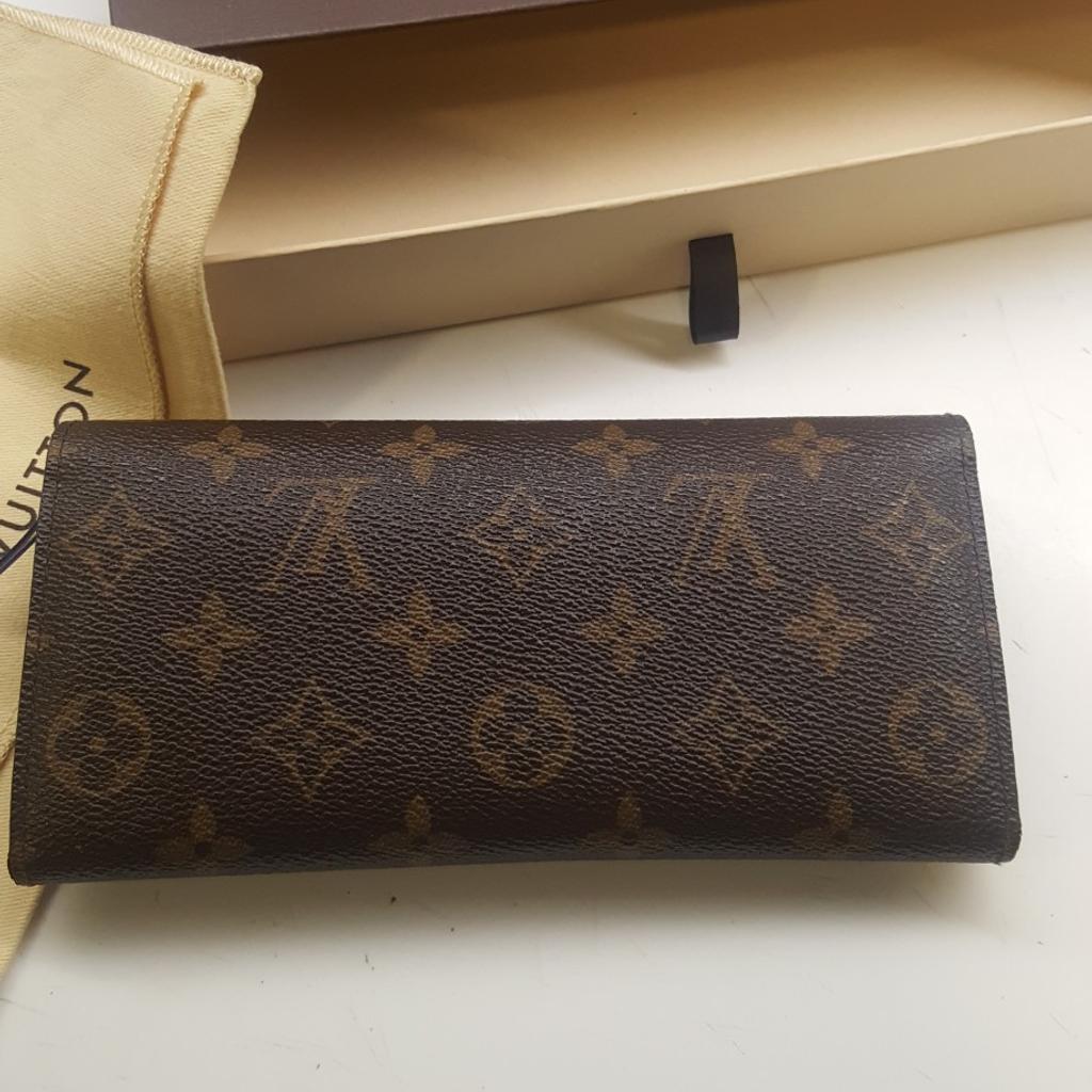 Portafoglio donna Louis Vuitton in 20138 Milano for €240.00 for sale