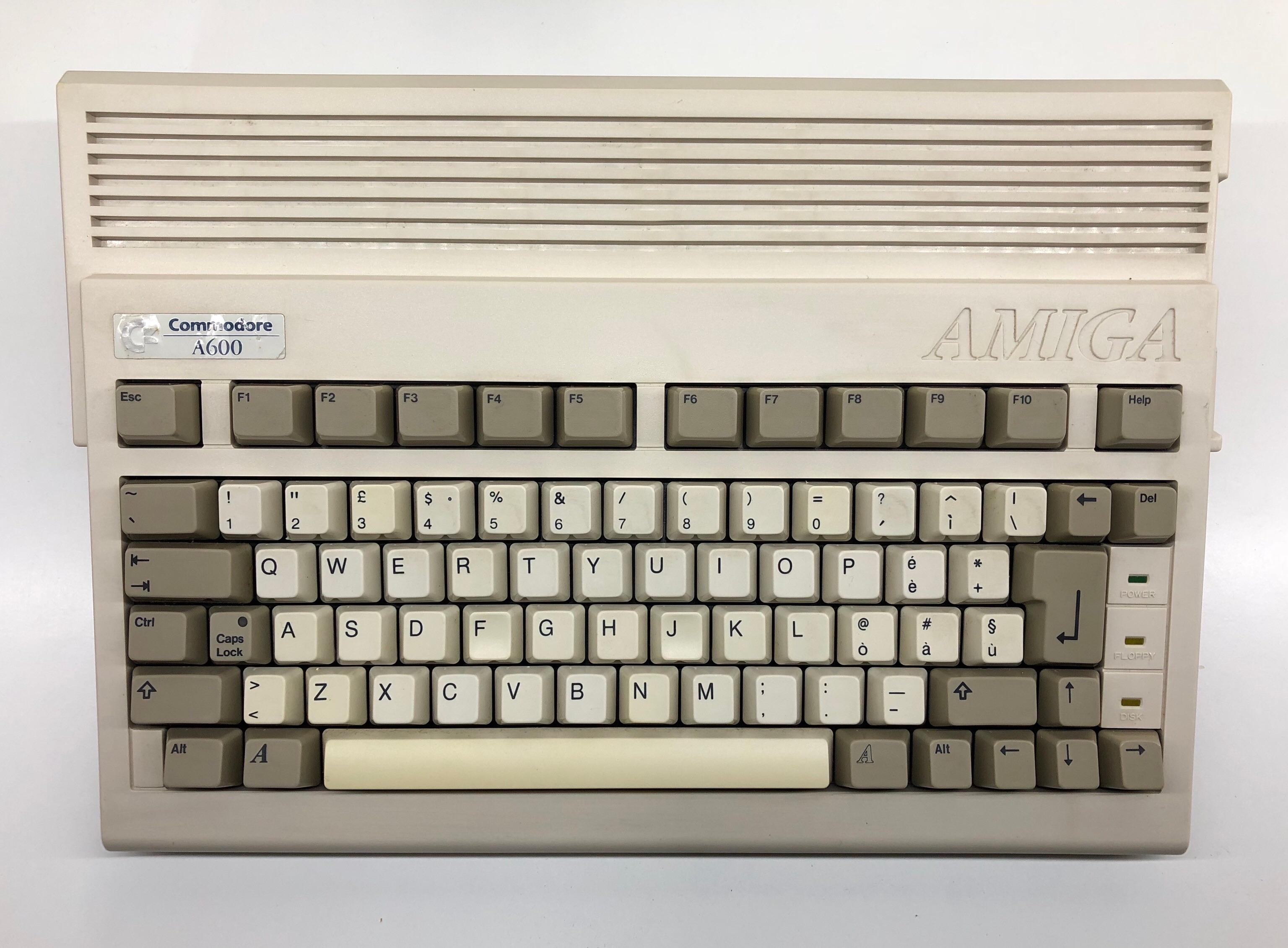commodore-amiga-600-computer-vintage-in-95024-acireale-f-r-145-00-zum