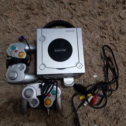 Nintendo GameCube with 2 games and 2 controllers.