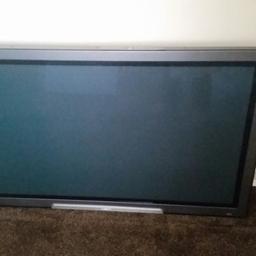 Hitachi 42"plasma monitor / TV spares and repair.NO power .screen is perfect. No cracked. Don't know why power  not come on