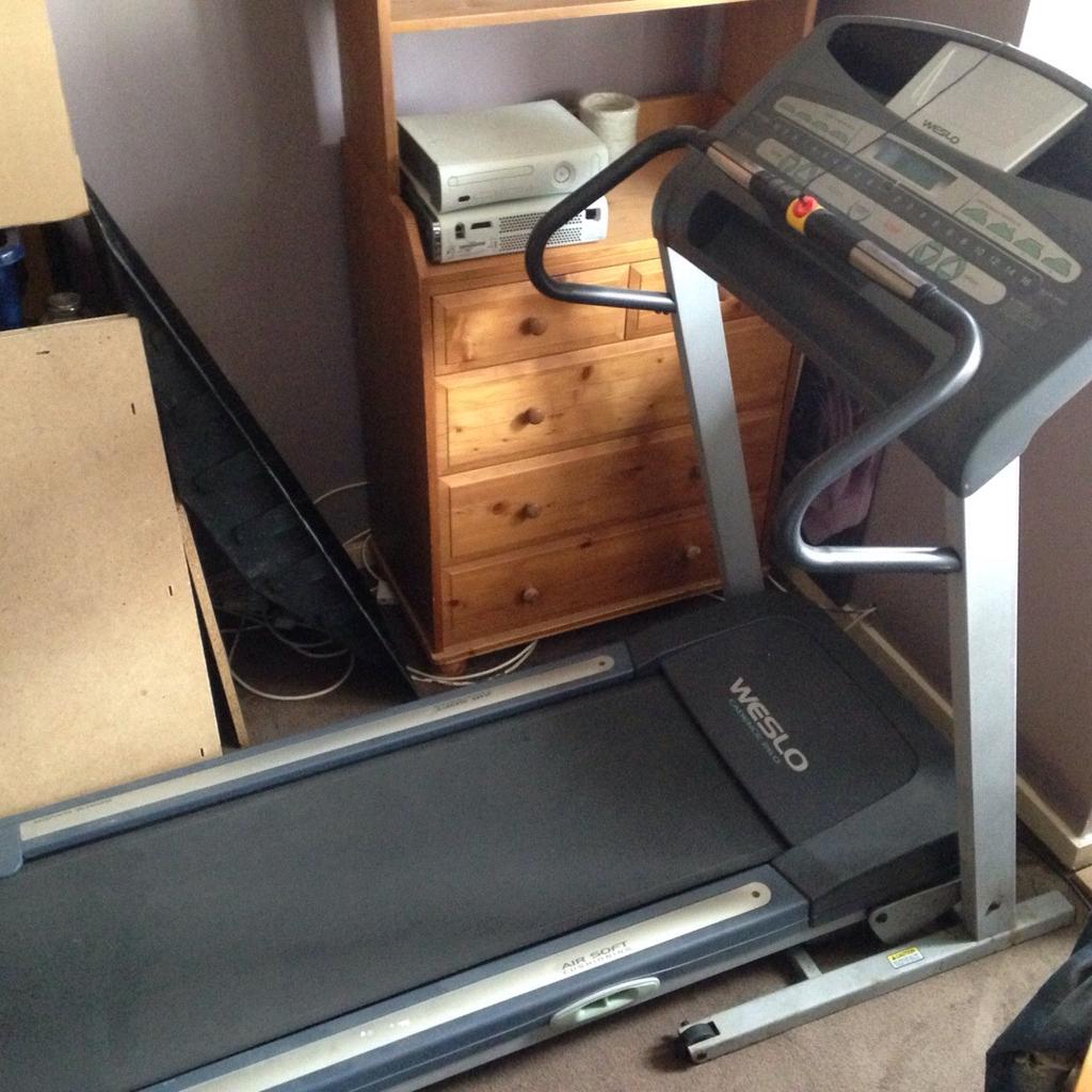 Weslo Cadence 26.0 Treadmill in MK13 Bradwell Common for 150.00