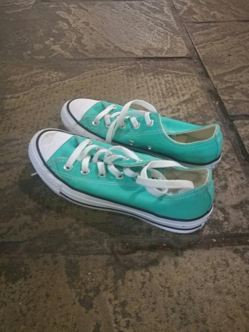 Buy & Sell Queensway Central London - Photos for Trainers. Converse .size 4