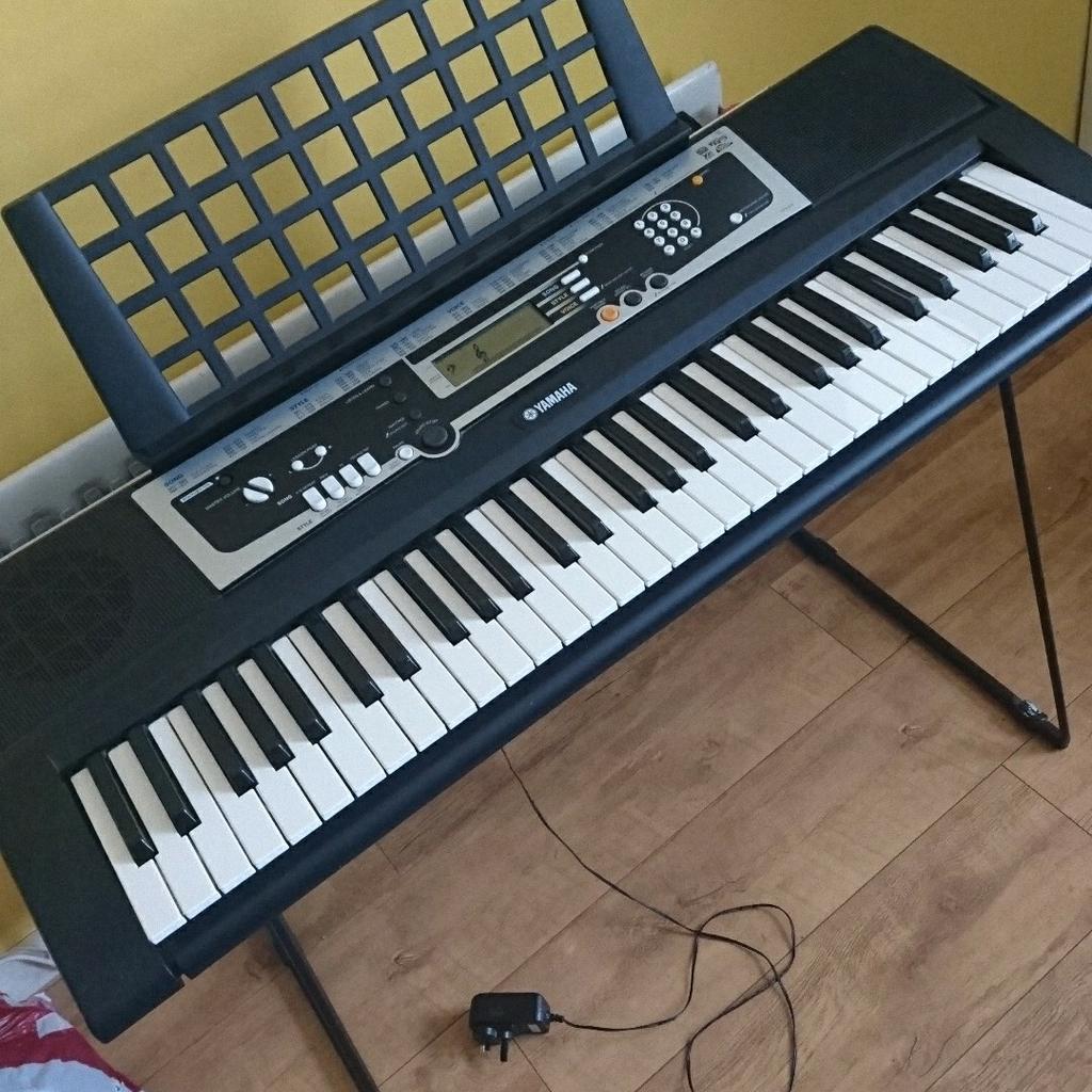 Yamaha YPT210 piano with stand keyboard in DY11 Kidderminster for £80.