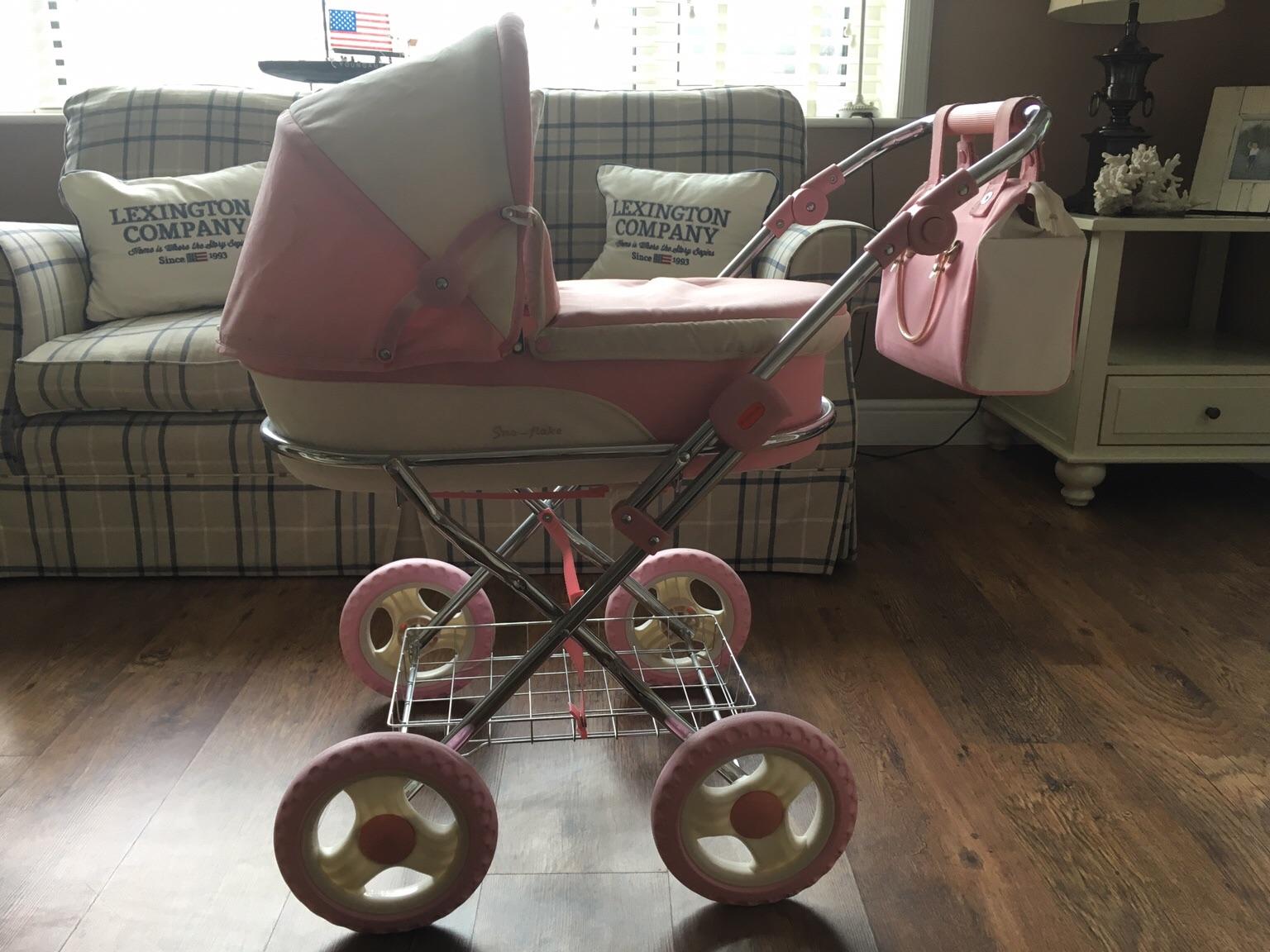 Little girls dolls snowflake pram in CM13 Brentwood for 75.00 for sale Shpock