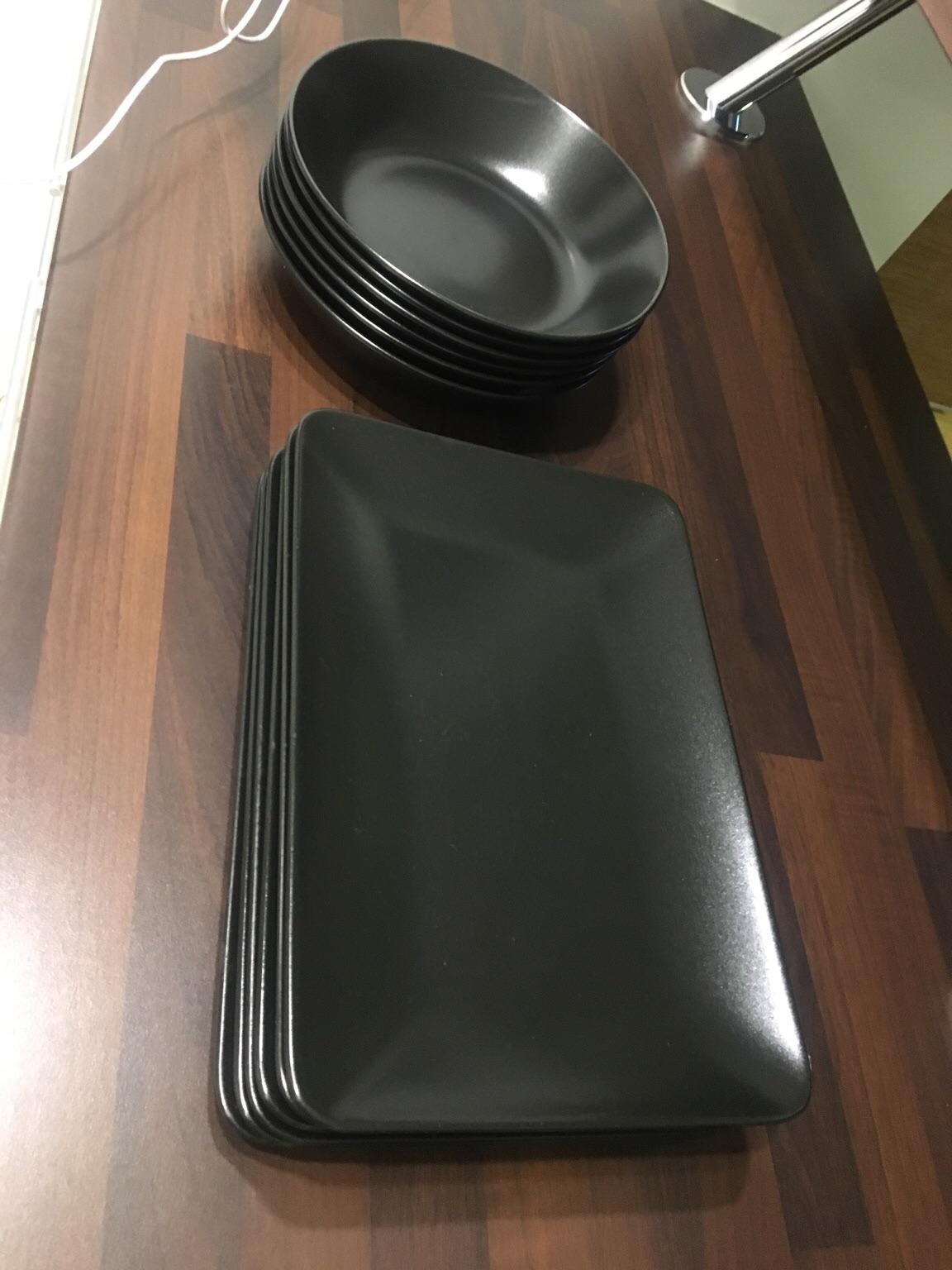 Geschirr Dinera IKEA schwarz in 8410 Weitendorf für 15,00 € zum Verkauf