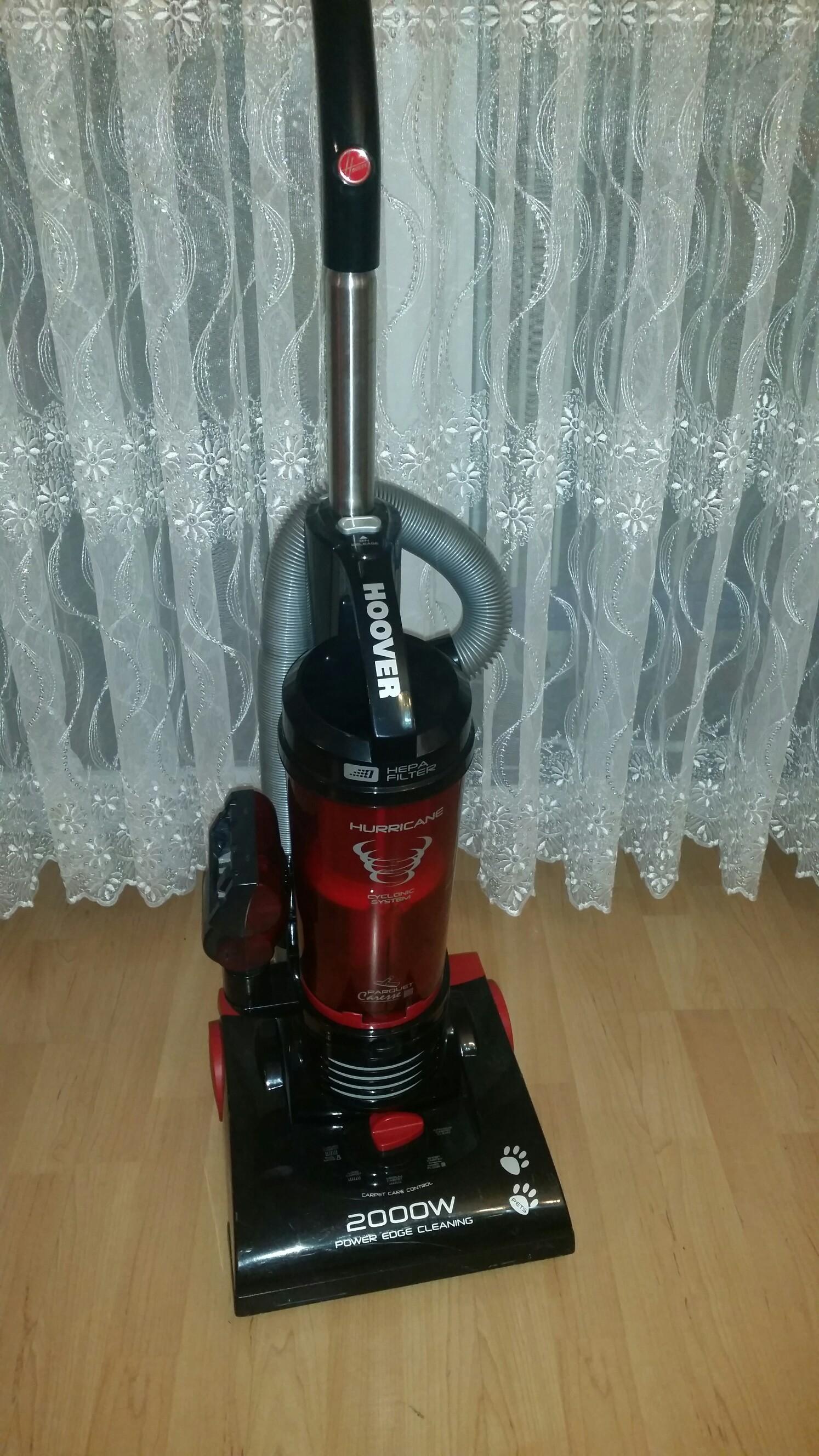 Staubsauger HOOVER 2000 Watt Beutellos..!!! in 90443 Nürnberg für € 55 ...