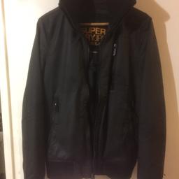 Mens Black Bomber Superdry Jacket size small! Fantastic condition

Shell - 100% cotton
Lining - 100% nylon
Sleeve lining - 100% polyester