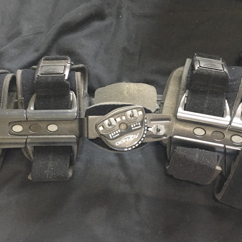 Donjoy knee brace in YO11 Eastfield for £50.00 for sale Shpock