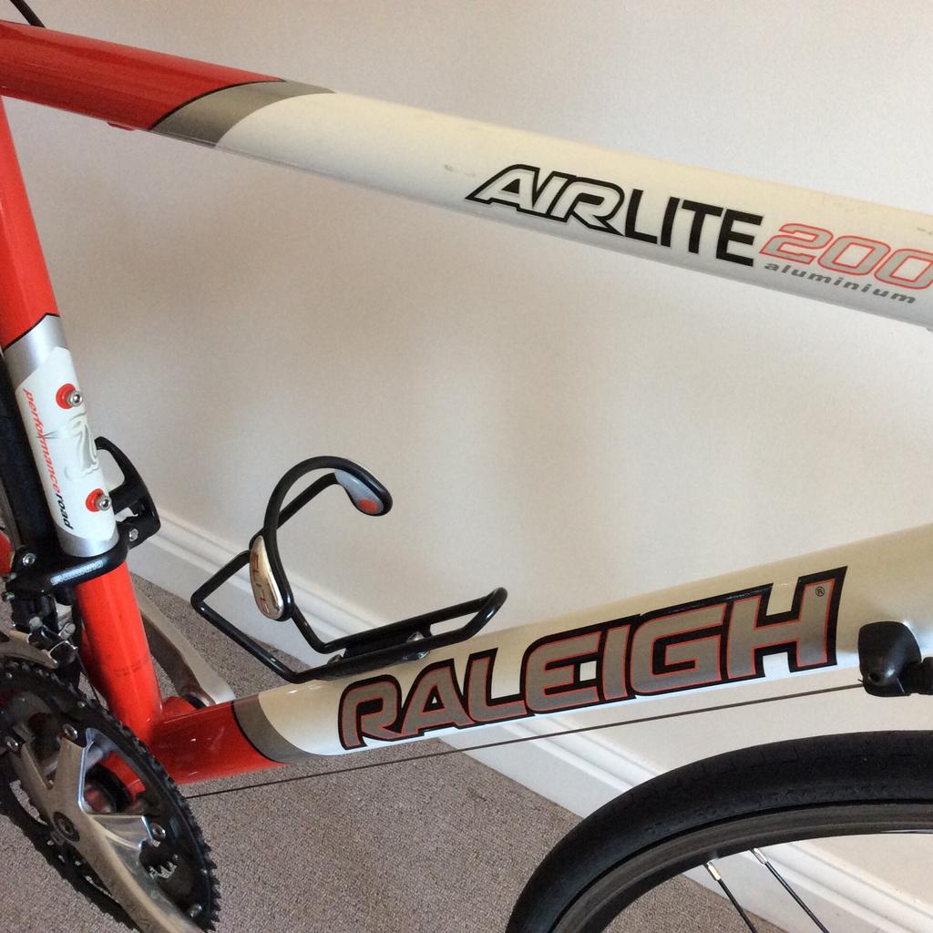 Raleigh airlite 200 road bike hot sale