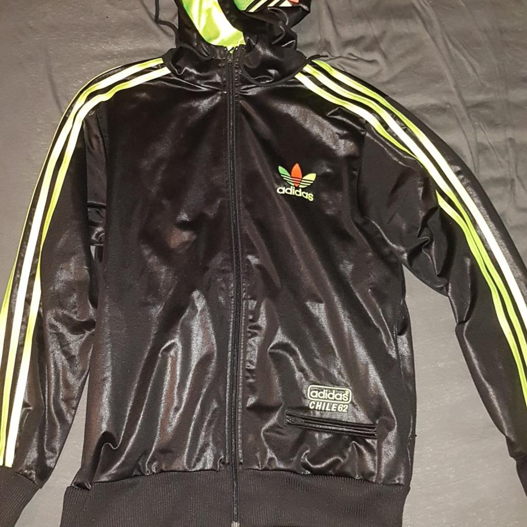 Original Adidas Chile 62 Jacke GroBe M Neon in 82024 Taufkirchen fur 20 00 zum Verkauf Shpock DE