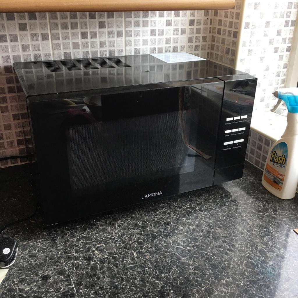 Lamona Microwave with built in grill in WF9 Hemsworth for £20.00 for sale Shpock