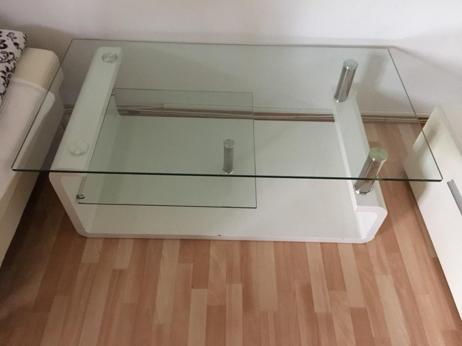 Sofa Tisch Wohnzimmer in 91052 Erlangen für 45,00 € zum Verkauf Shpock DE