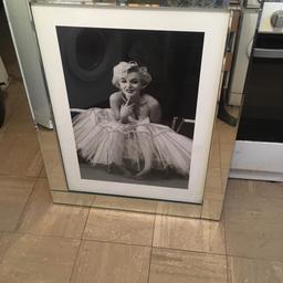 Marilyn Monroe picture mirror
Stunning piece open to nearest offers no silly ones