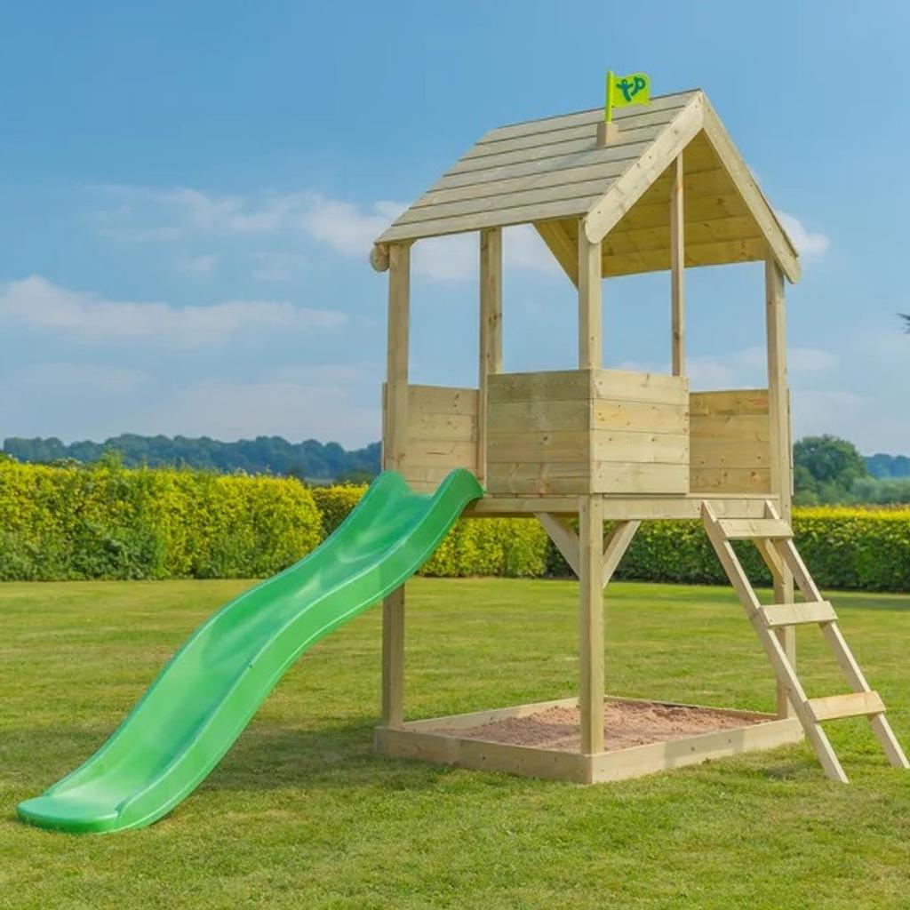 TP climbing frame playhouse. Christmas. in NN1 Northampton für 155,00
