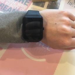 Verkaufe diese smart watch. Habe sie selber geschenkt bekommen und nur einmal getragen. 
Die Uhr hat tolle Fähigkeiten, die ihr auf den Fotos vom Hersteller sehen könnt! 
Bei Fragen könnt ihr mir gerne einfach eine Nachricht schrieben.