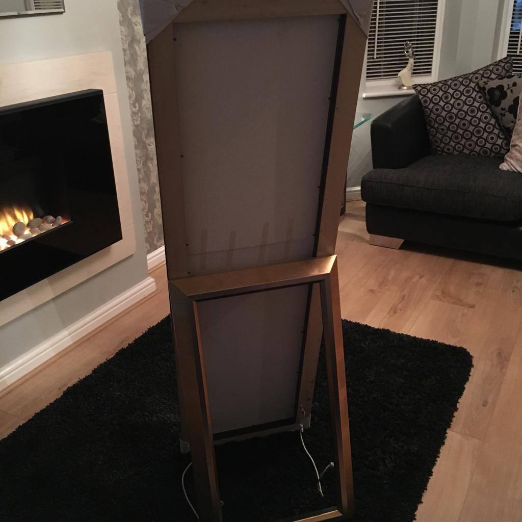free standing full length gold cheval mirror in S25 Dinnington für 20