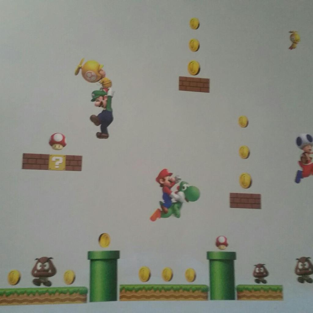 Super mario bros wall decor in DY4 Tipton für £ 5,00 zum Verkauf