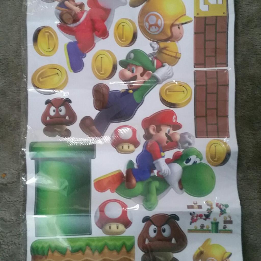 Super mario bros wall decor in DY4 Tipton für £ 5,00 zum Verkauf
